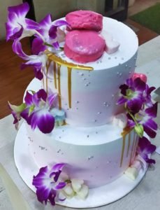 Orchid Vanilla Cake in Kolkata